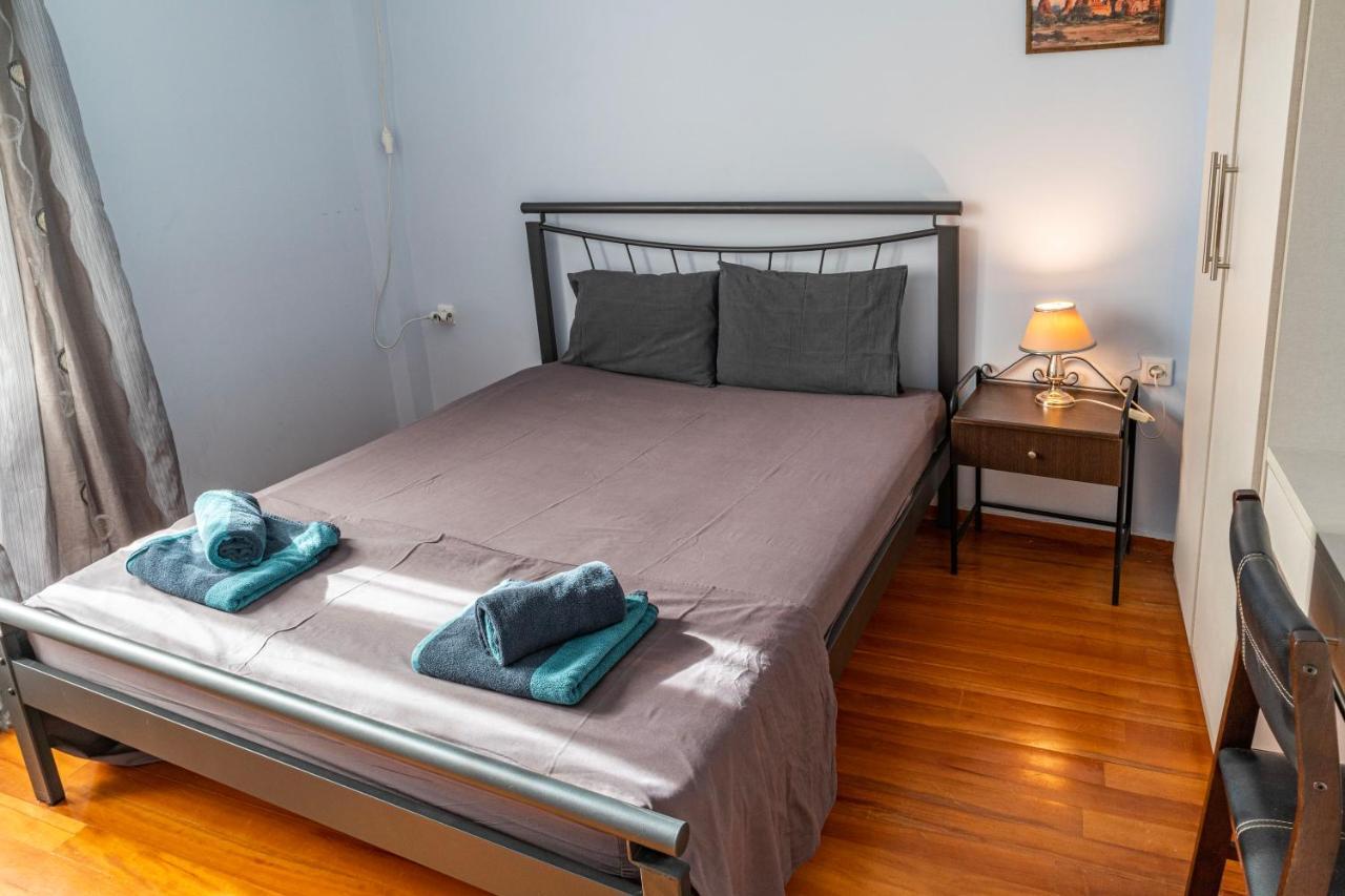 Erika'S Oasis - Stylish Gem Inthe Heart Of History Apartment Kalamata Bagian luar foto